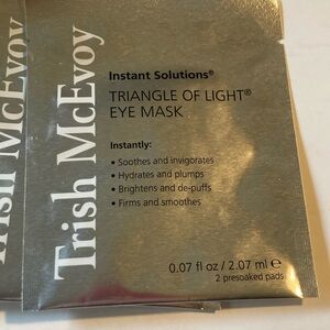 Set of 7 Trish McEvoy Triangle of Light eye mask New